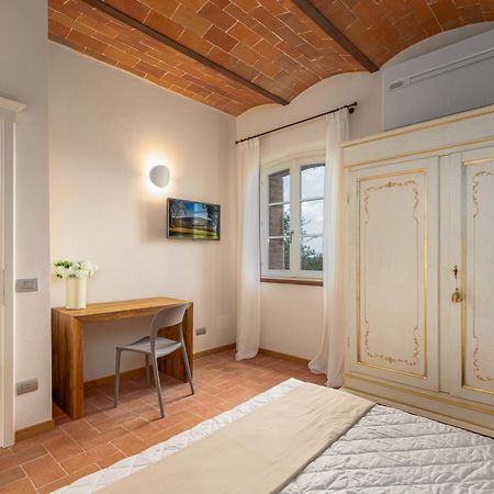 Il Castro Luxury Apartments Сан-Джиминьяно Экстерьер фото