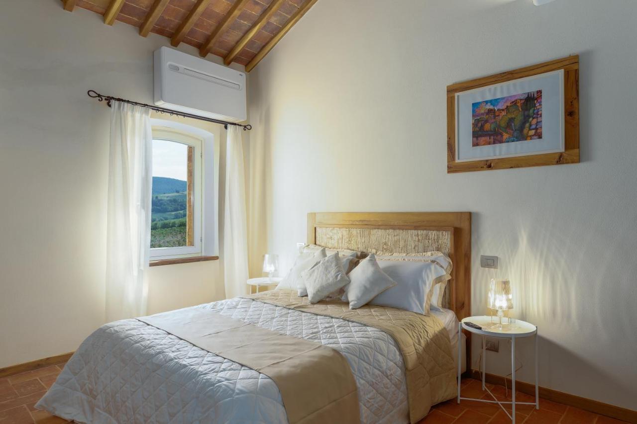 Il Castro Luxury Apartments Сан-Джиминьяно Экстерьер фото