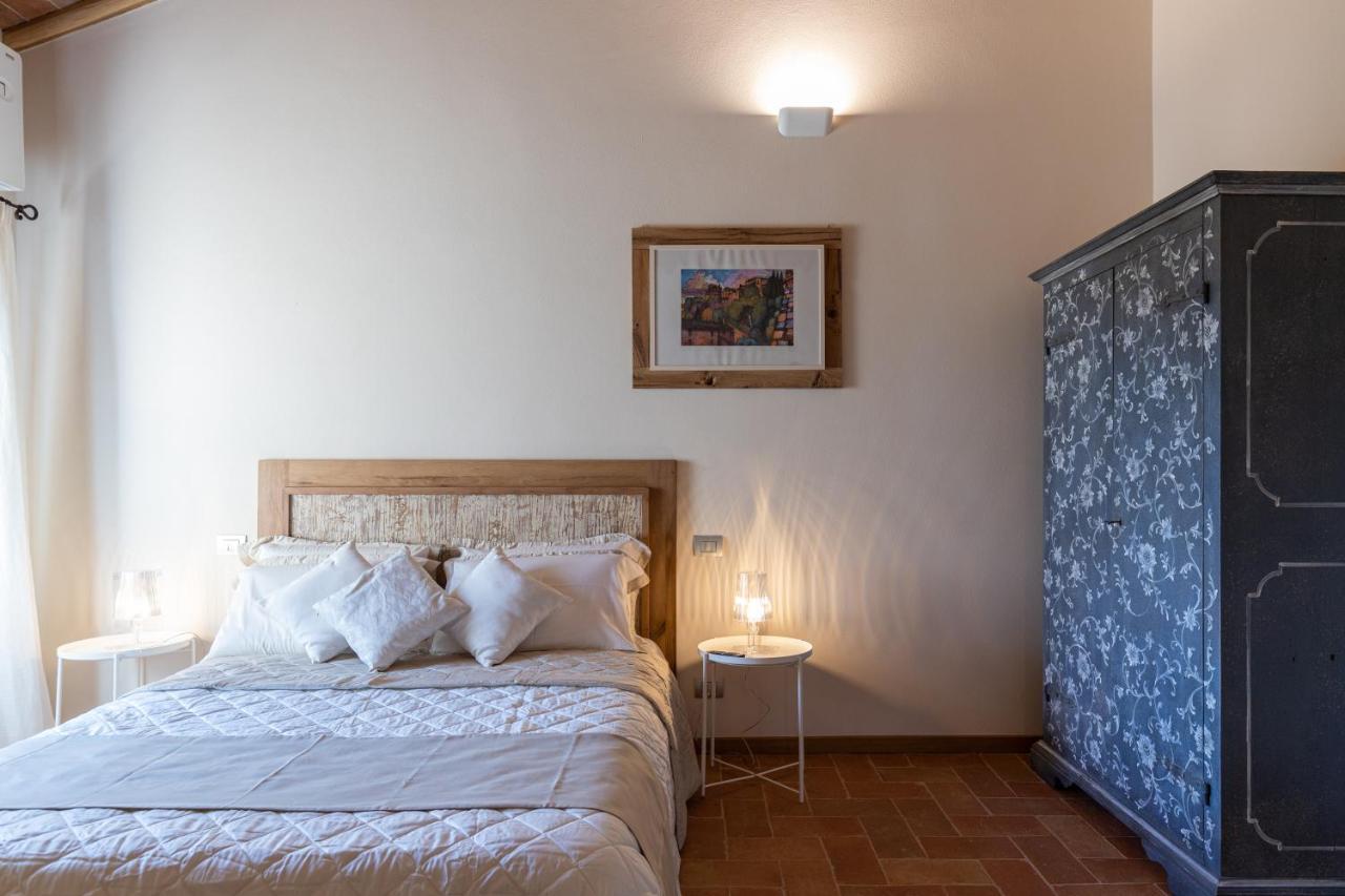 Il Castro Luxury Apartments Сан-Джиминьяно Экстерьер фото
